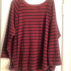 Old Navy Shirt with Long Sleeves